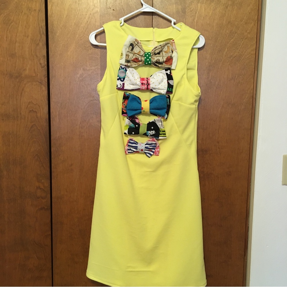 Multi bow front sustainable OOAK handmade unique NWOT butter yellow shift dress